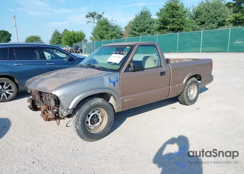 1997 Chevrolet S-10 Fleetside z USA, uszkodzony, nr VIN 1GCCS1444VK189256